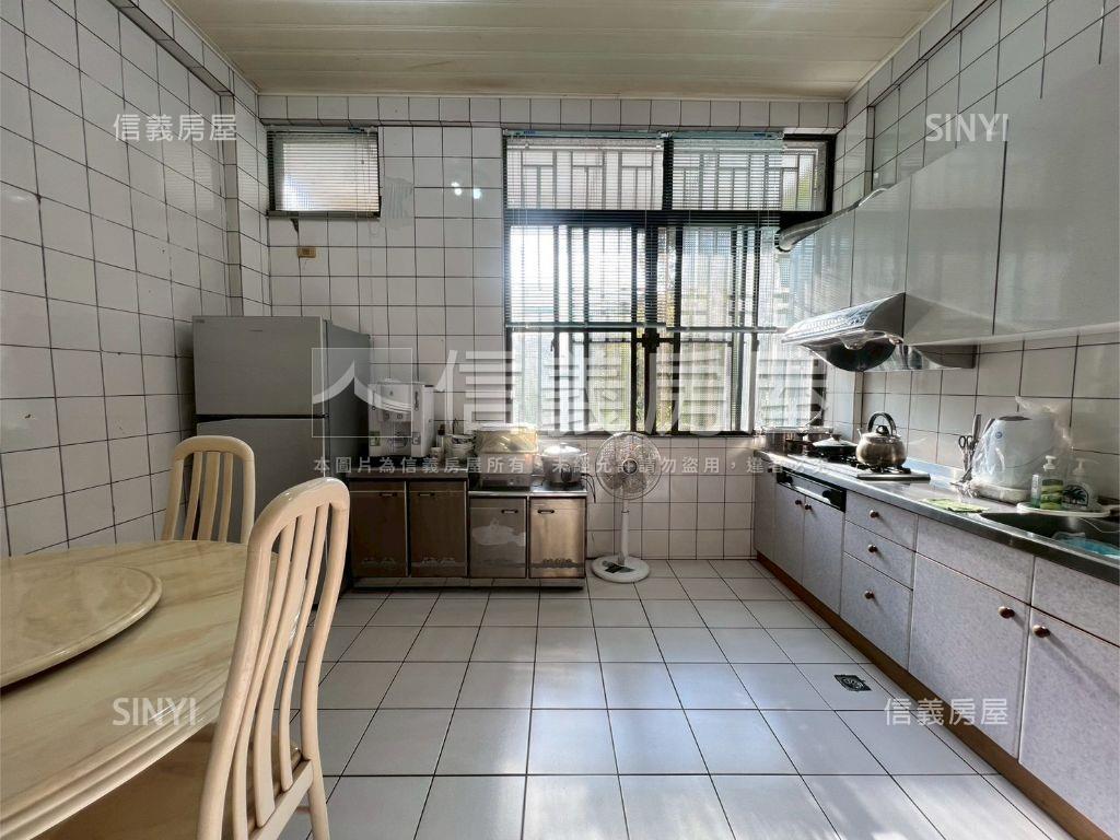 山景綠意相伴✿庭院美宅✿房屋室內格局與周邊環境