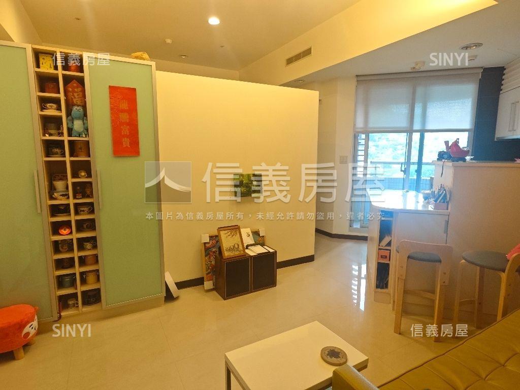 信義香榭２房高樓質感宅房屋室內格局與周邊環境
