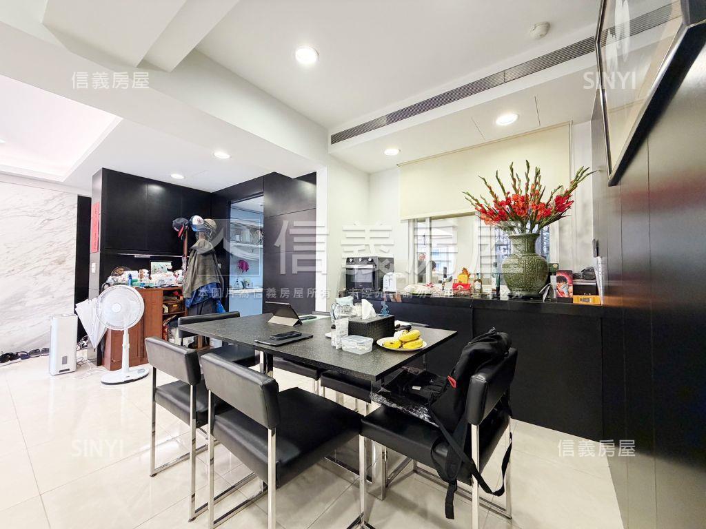 Ａ９躍世紀二房雙衛浴美屋房屋室內格局與周邊環境