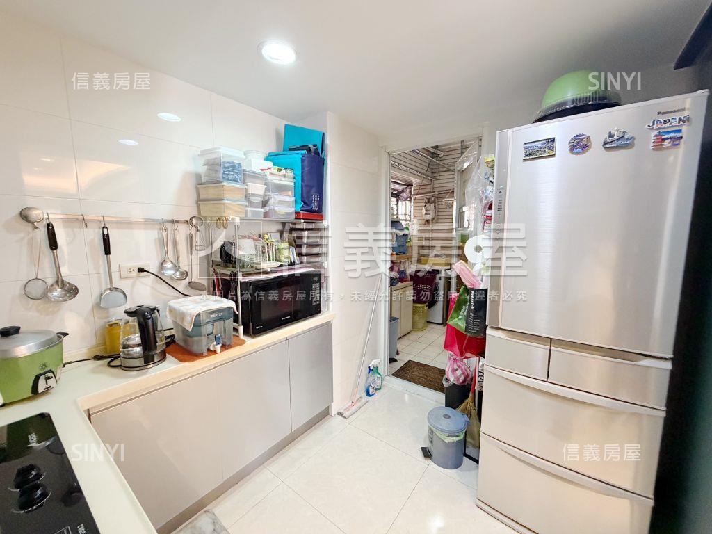 Ａ９躍世紀二房雙衛浴美屋房屋室內格局與周邊環境