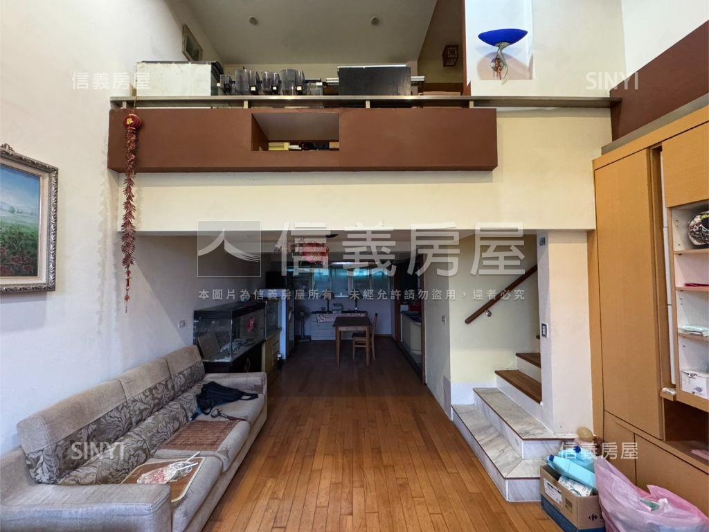 【低低總價伯爵三代上疊】房屋室內格局與周邊環境