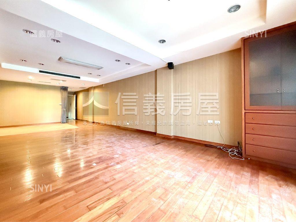 河南路近公益路透天店面讚房屋室內格局與周邊環境