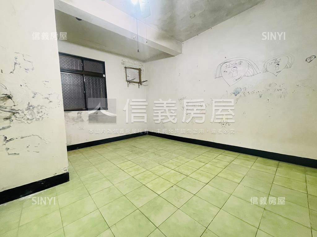 八德區長興路黃金透店房屋室內格局與周邊環境