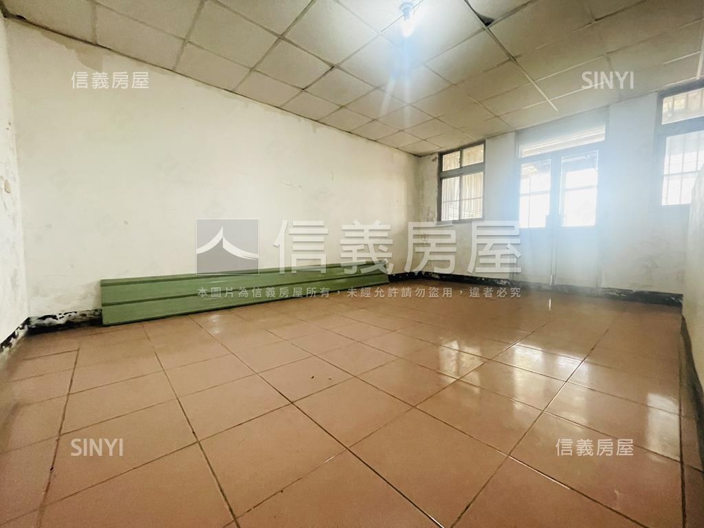 八德區長興路黃金透店房屋室內格局與周邊環境