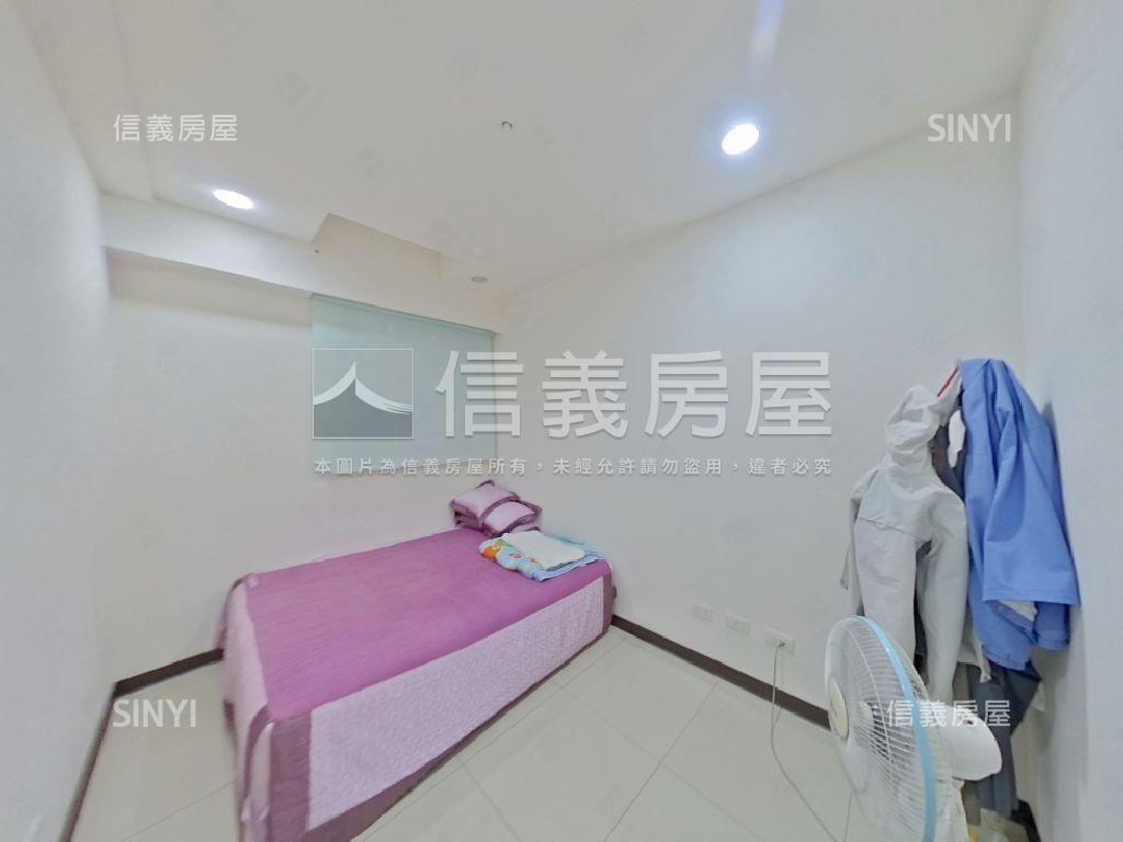 成功御美學３房車位房屋室內格局與周邊環境