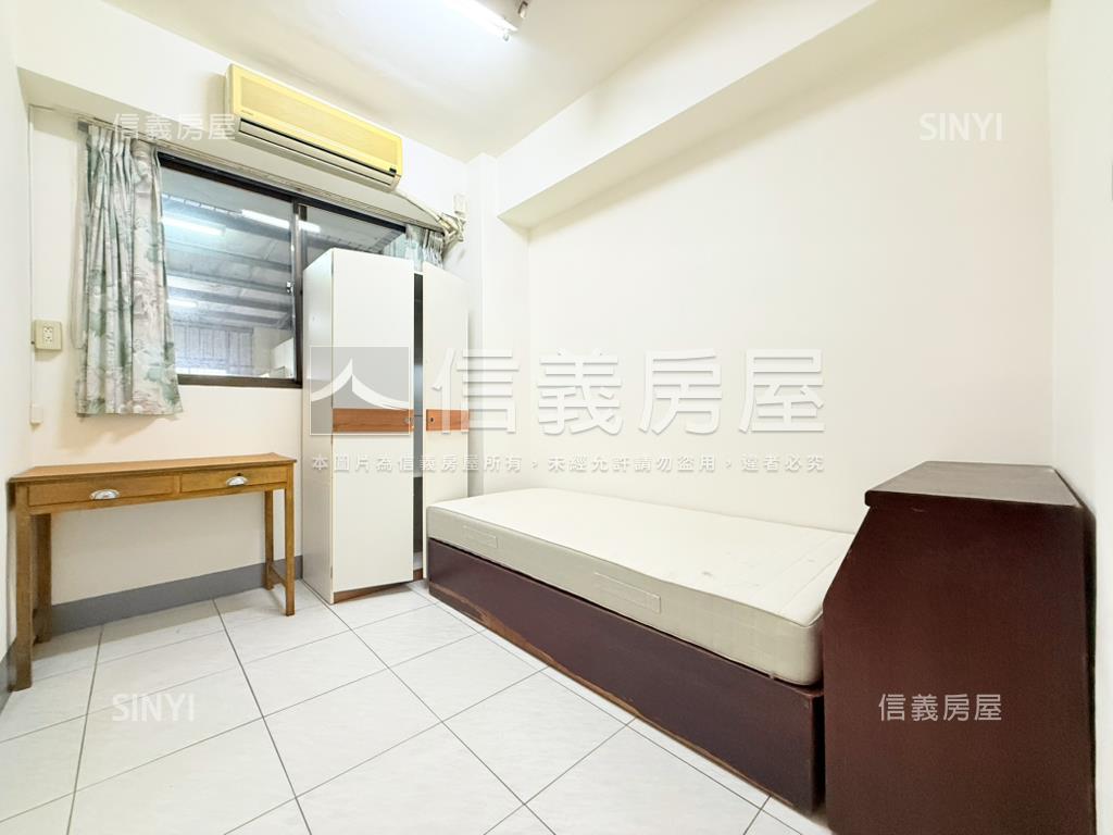 四維一路低總四房車位房屋室內格局與周邊環境