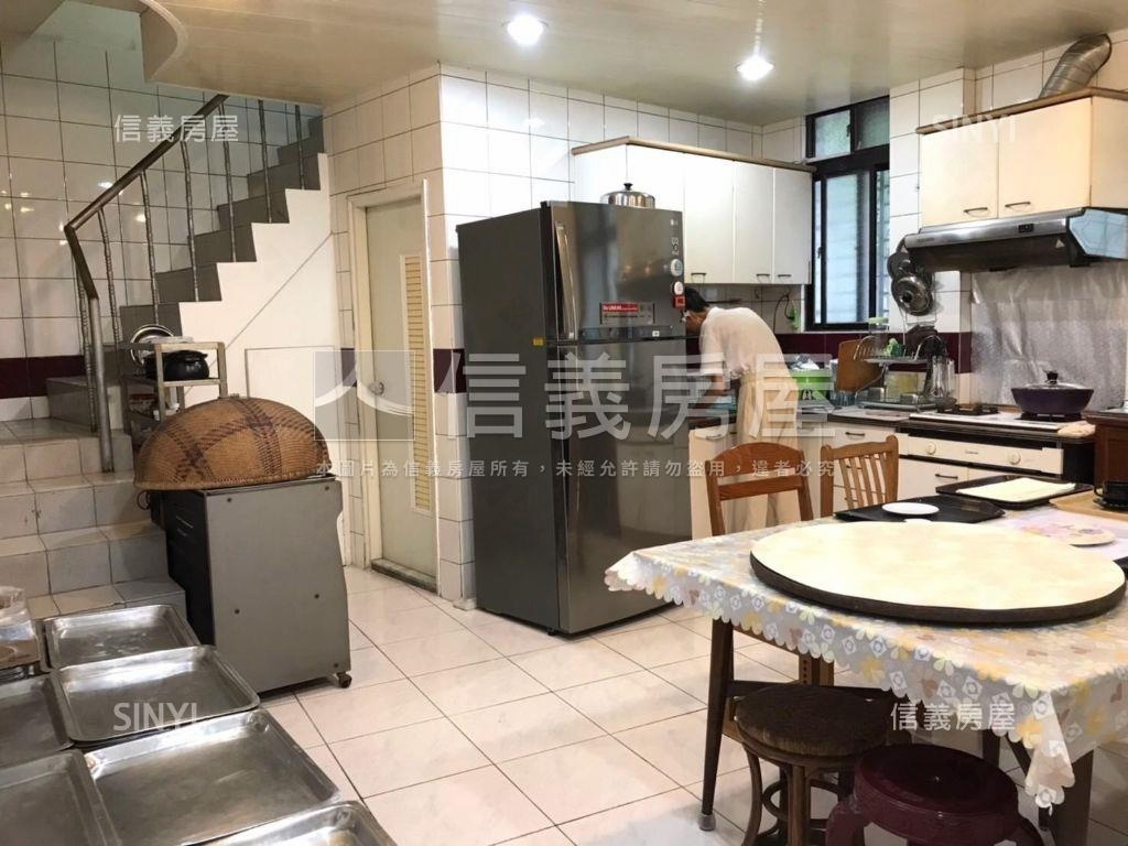 致遠三路透天房屋室內格局與周邊環境