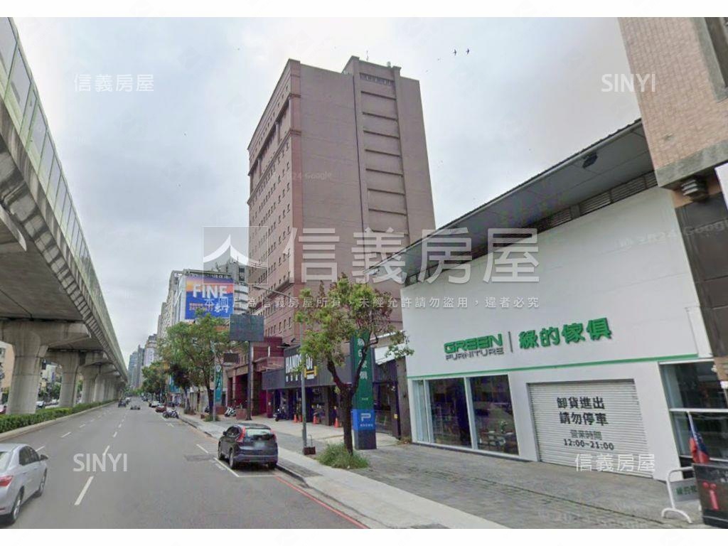 文心路蒂芬妮３００坪店面房屋室內格局與周邊環境