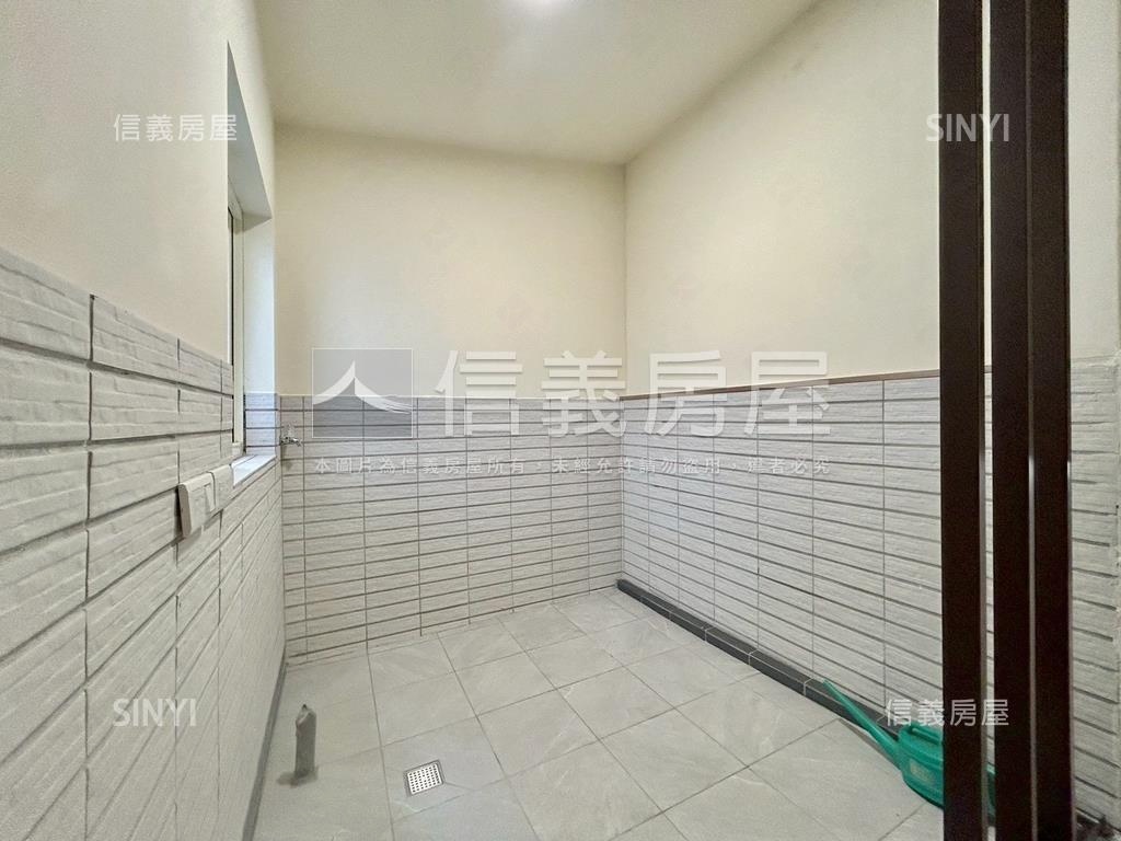 三民國中．整新透天房屋室內格局與周邊環境