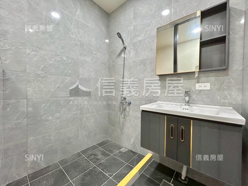 三民國中．整新透天房屋室內格局與周邊環境