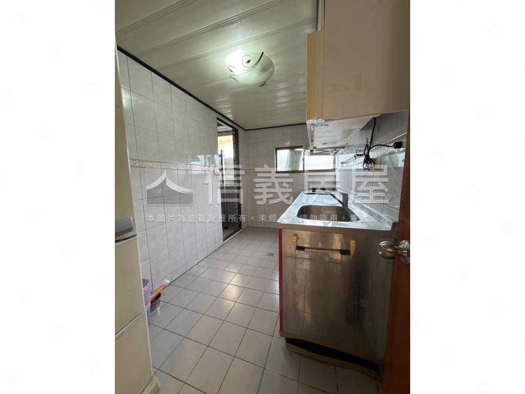 師院碧瑤採光三房房屋室內格局與周邊環境