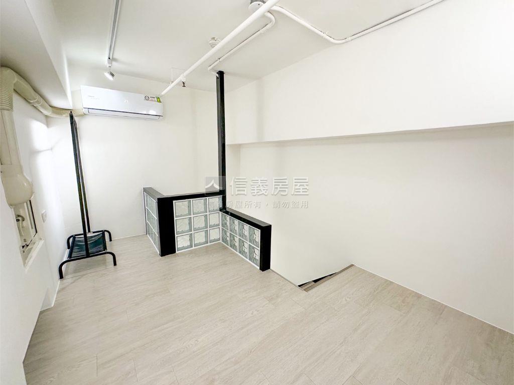 挑高優質摩天大樓房屋室內格局與周邊環境