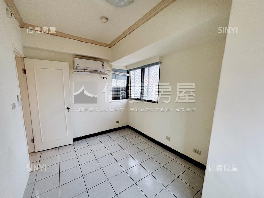 北區邊間次頂樓電梯兩房房屋室內格局與周邊環境