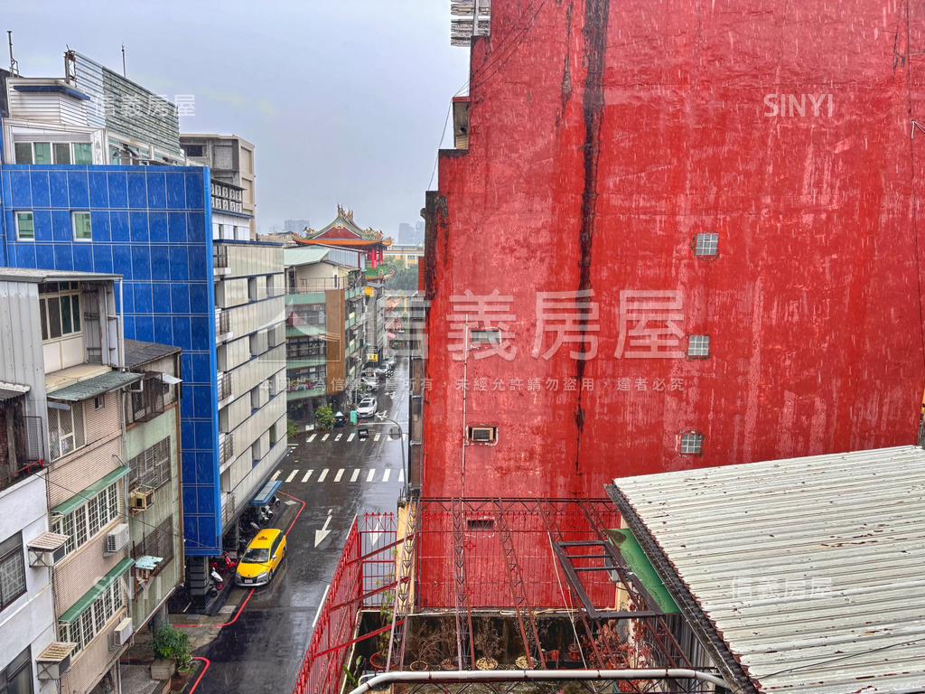 北區邊間次頂樓電梯兩房房屋室內格局與周邊環境