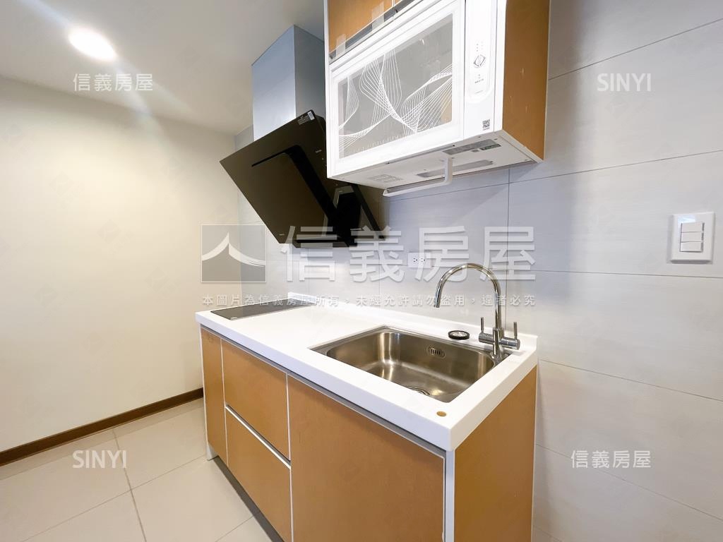 幸福成帝王戶兩房平車房屋室內格局與周邊環境