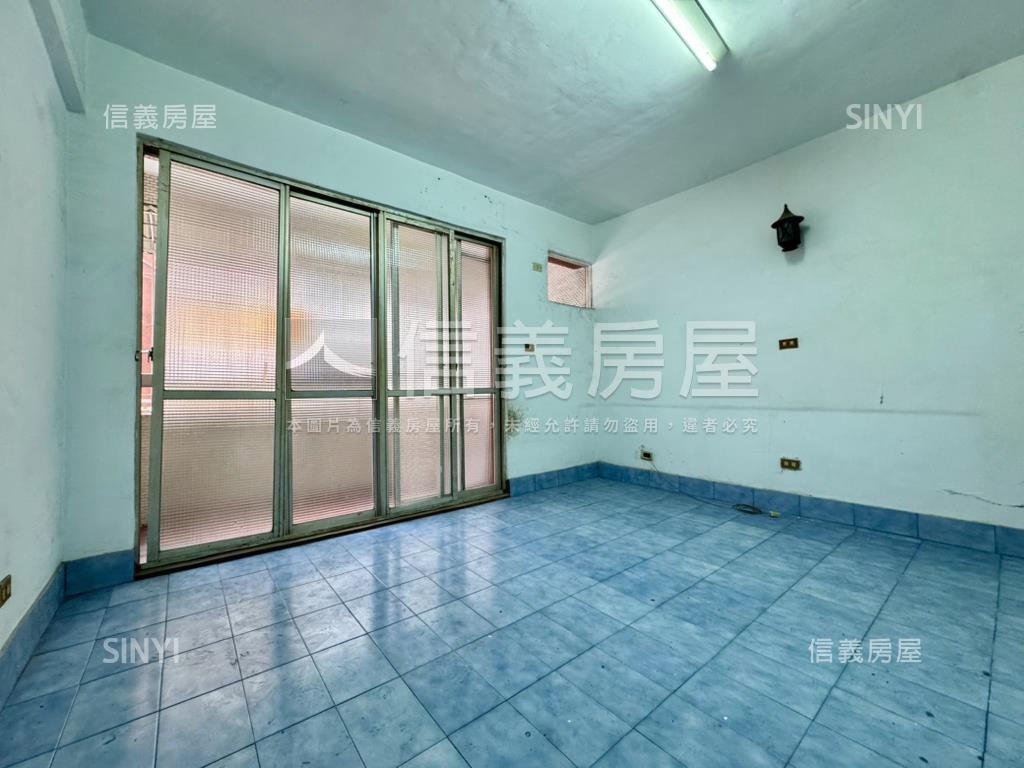 三多低總價小資好成家３房房屋室內格局與周邊環境