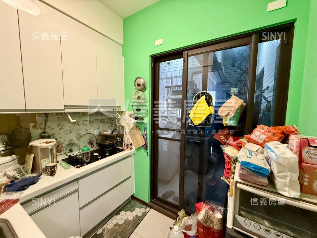 中鋼橋頭欣橋之心２房平車房屋室內格局與周邊環境