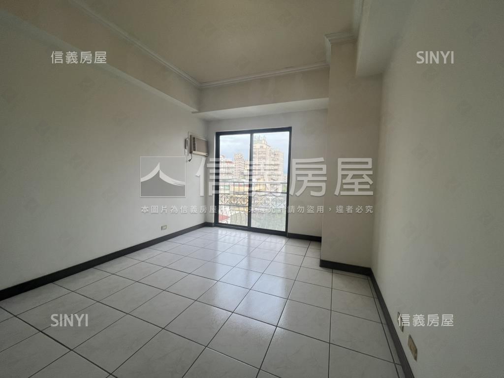 近忠孝國小大坪數四房房屋室內格局與周邊環境