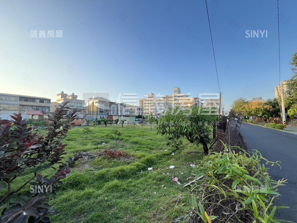 新營約３６０坪潛力土地房屋室內格局與周邊環境