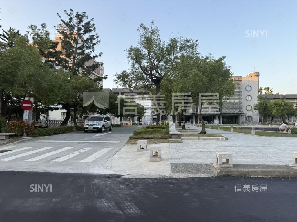 新營約３６０坪潛力土地房屋室內格局與周邊環境