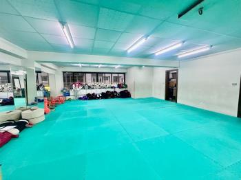 市政府旁二樓辦公室