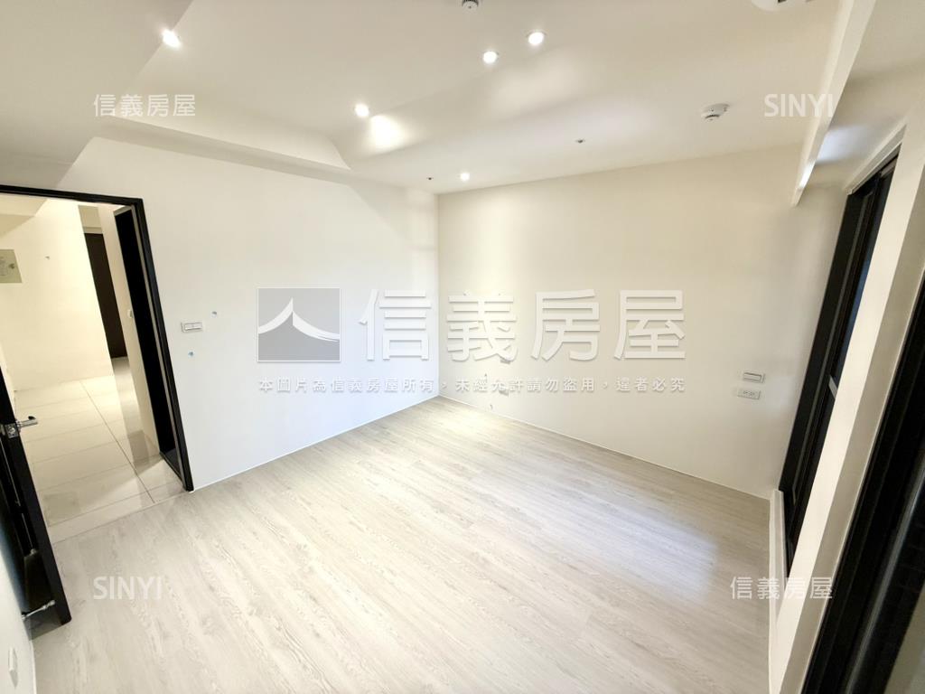 世界花園景觀高樓小豪宅房屋室內格局與周邊環境