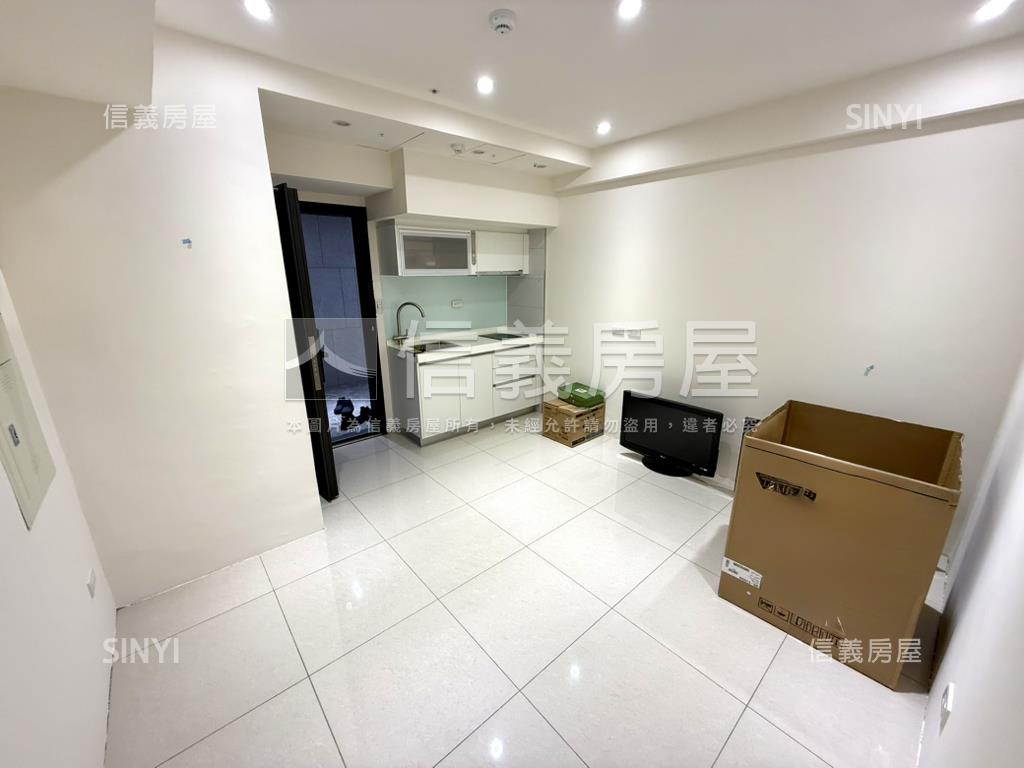 世界花園景觀高樓小豪宅房屋室內格局與周邊環境