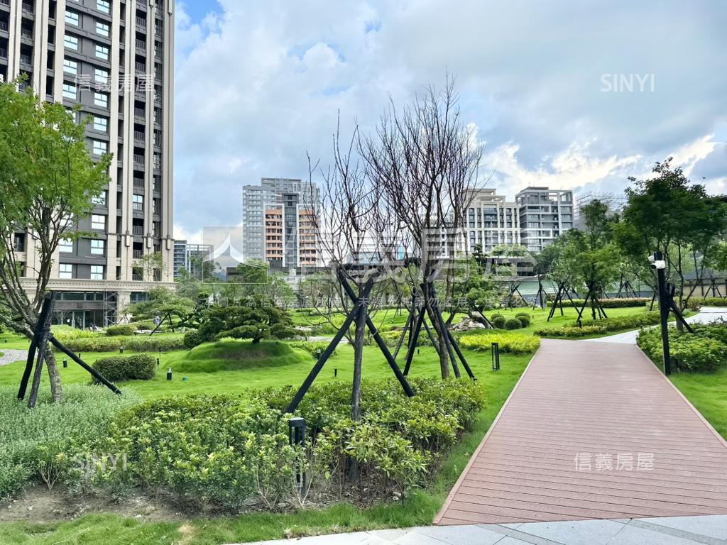 世界花園景觀高樓小豪宅房屋室內格局與周邊環境