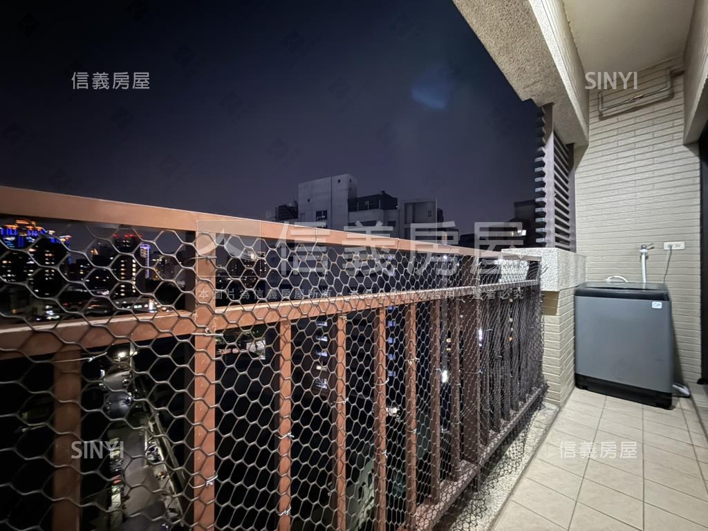 麗致逢甲裝潢高樓兩房車位房屋室內格局與周邊環境