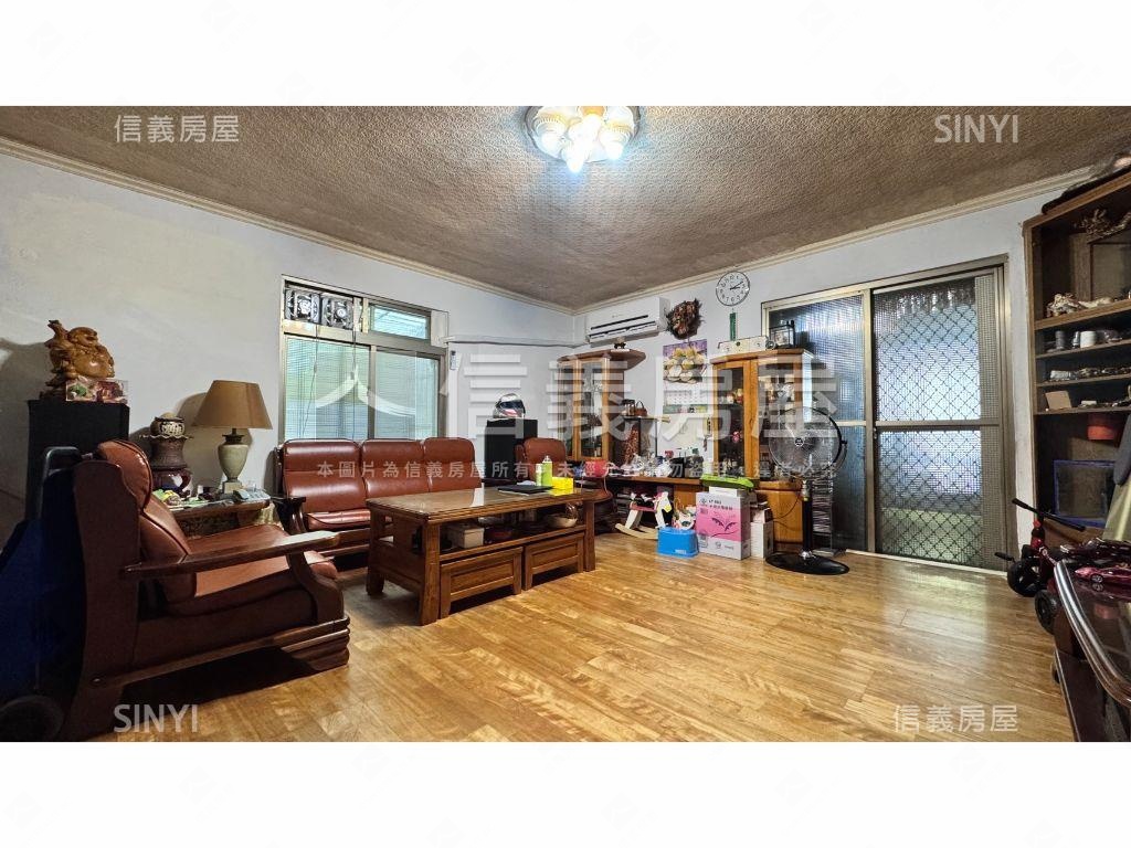 方正一層一戶公寓二樓房屋室內格局與周邊環境