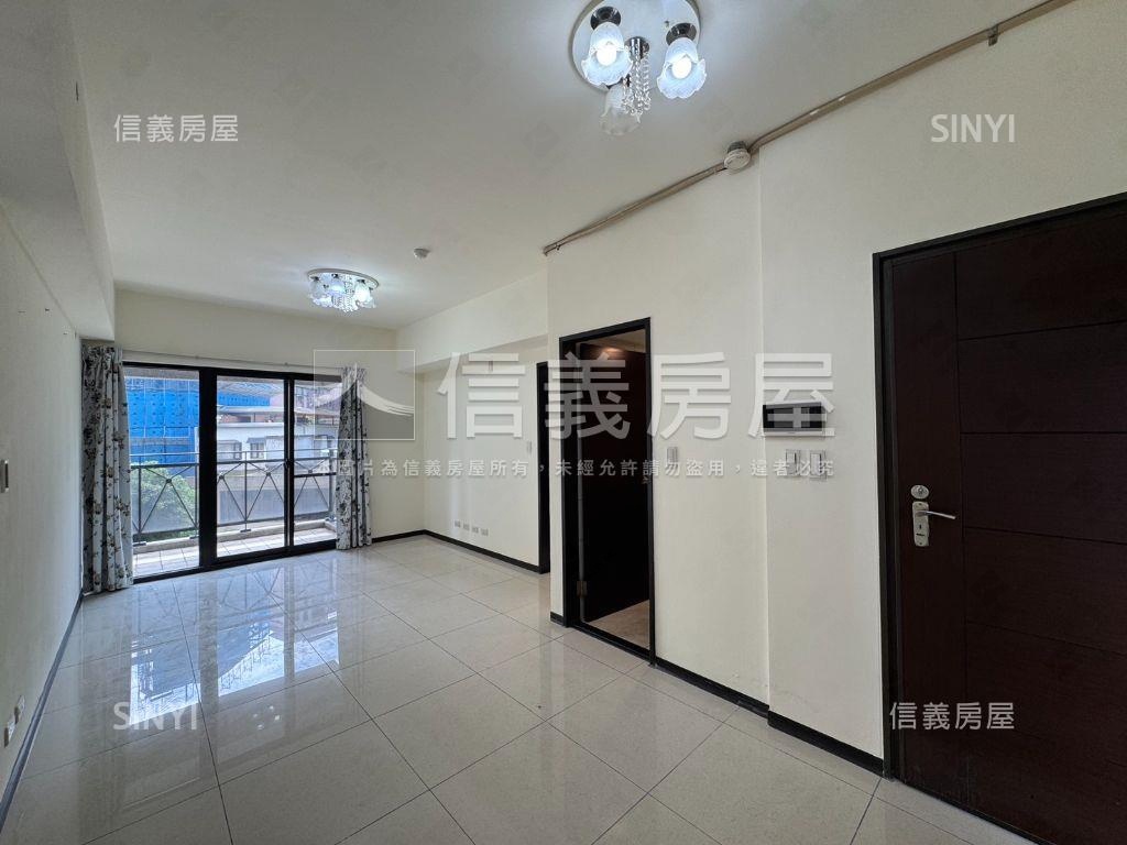 主推康寧屋齡新兩房屋況佳房屋室內格局與周邊環境