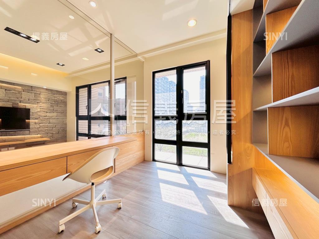 專任經國Ｃｉｔｙ三房車位房屋室內格局與周邊環境