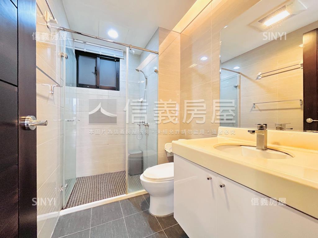 專任經國Ｃｉｔｙ三房車位房屋室內格局與周邊環境