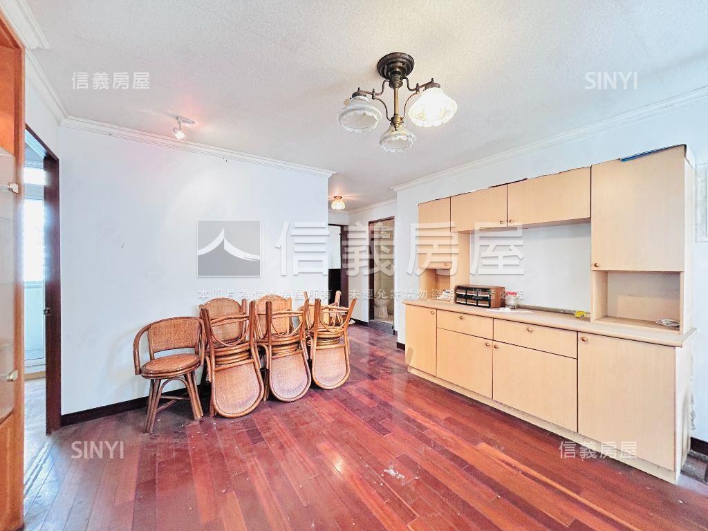 桃園市區育樂街３樓美寓房屋室內格局與周邊環境