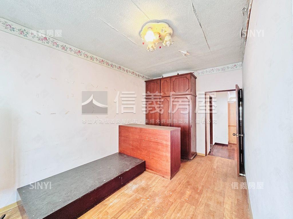 桃園市區育樂街３樓美寓房屋室內格局與周邊環境