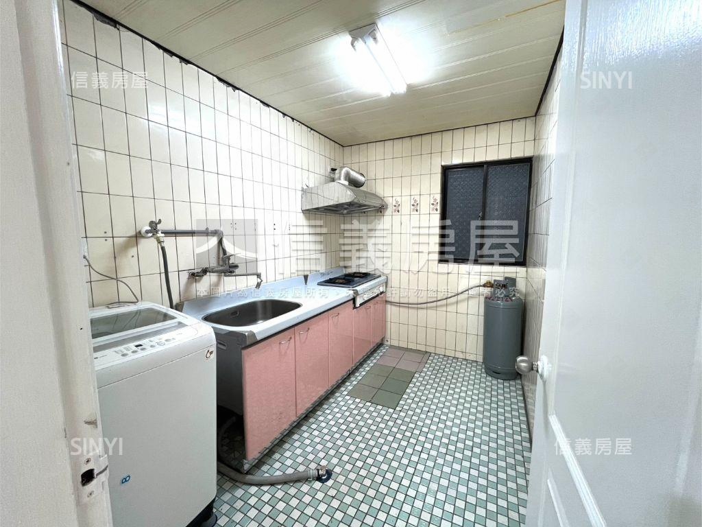 中正大空間優質美寓房屋室內格局與周邊環境