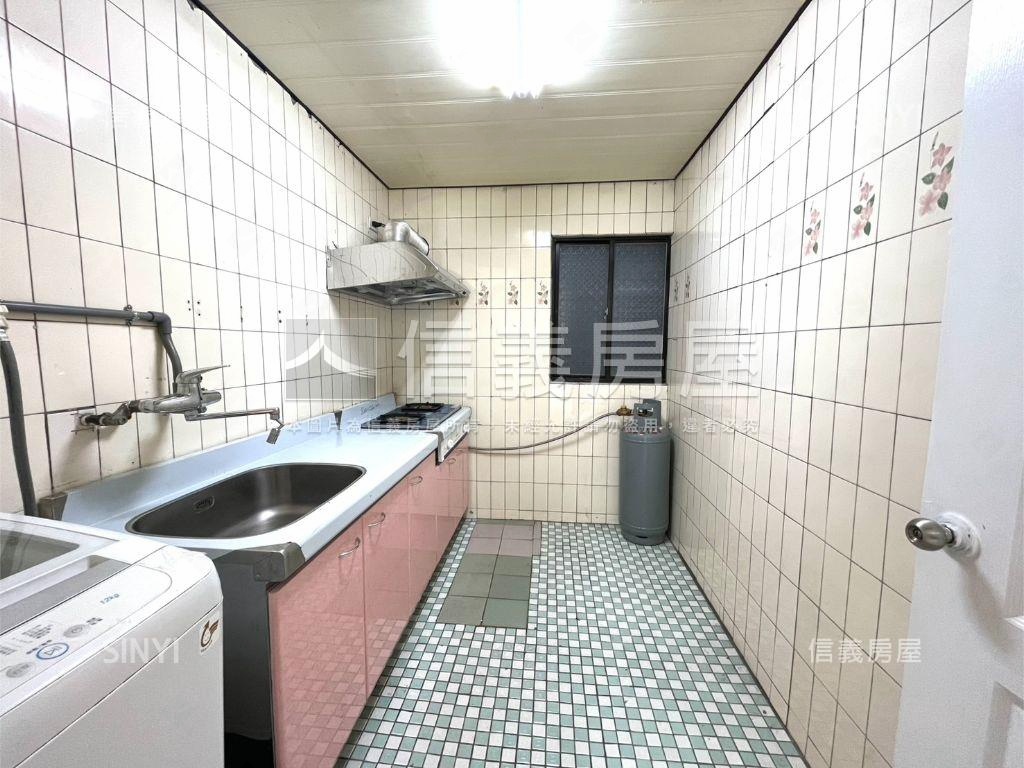 中正大空間優質美寓房屋室內格局與周邊環境