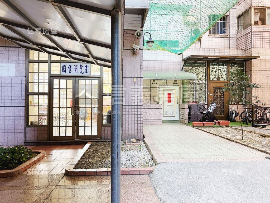 潭子四房車位視野戶房屋室內格局與周邊環境