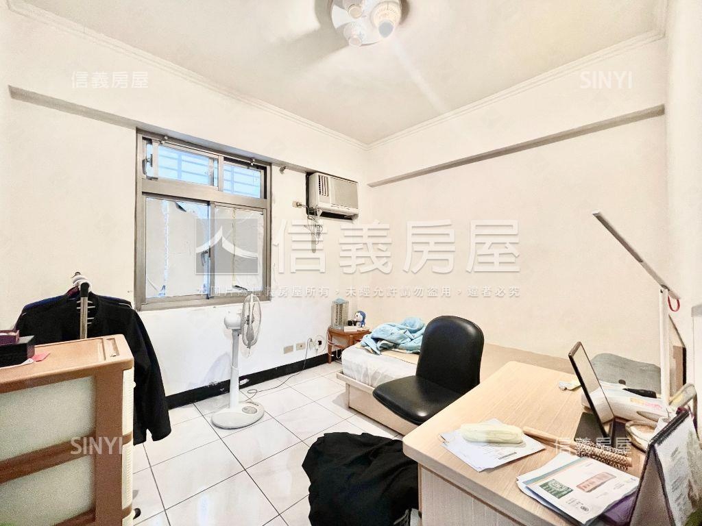 三代同堂看這間房屋室內格局與周邊環境