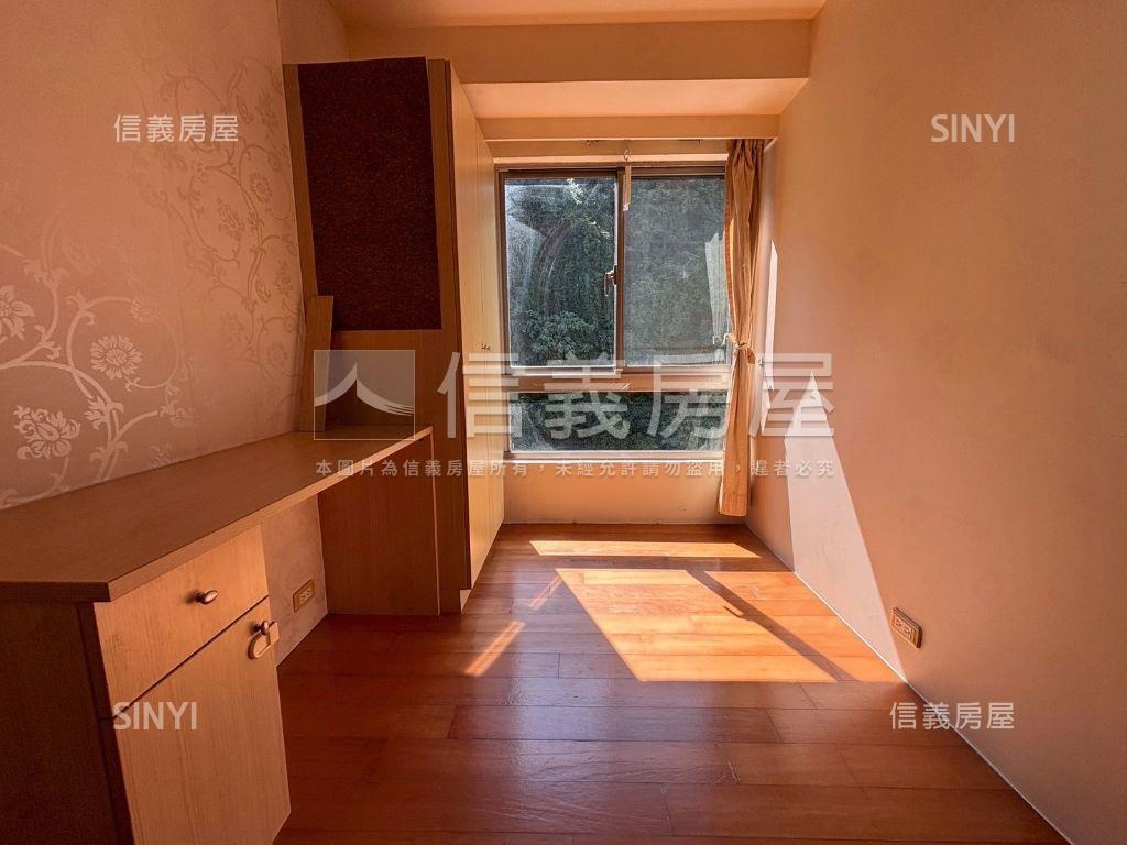 仙境樹海兩房車位房屋室內格局與周邊環境