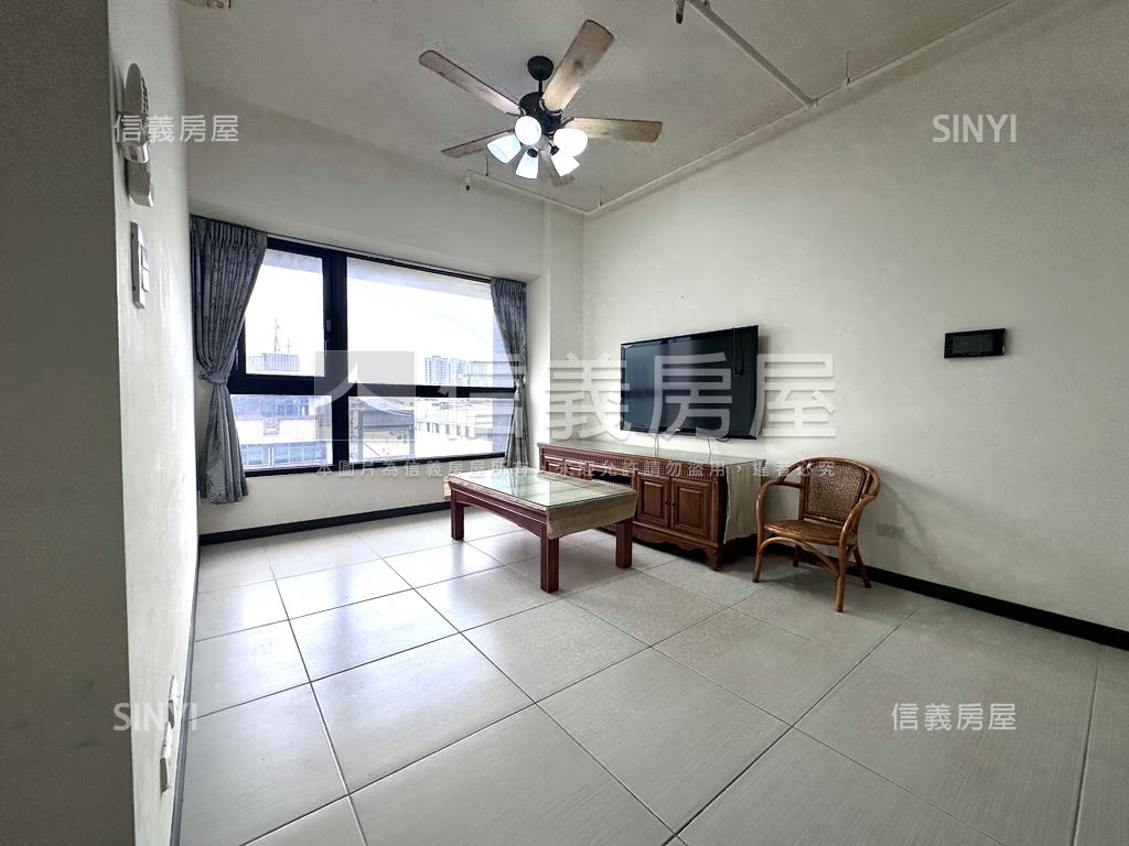 成大城明亮三房車位房屋室內格局與周邊環境