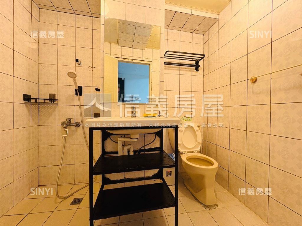 專任．板林優質景觀套房房屋室內格局與周邊環境