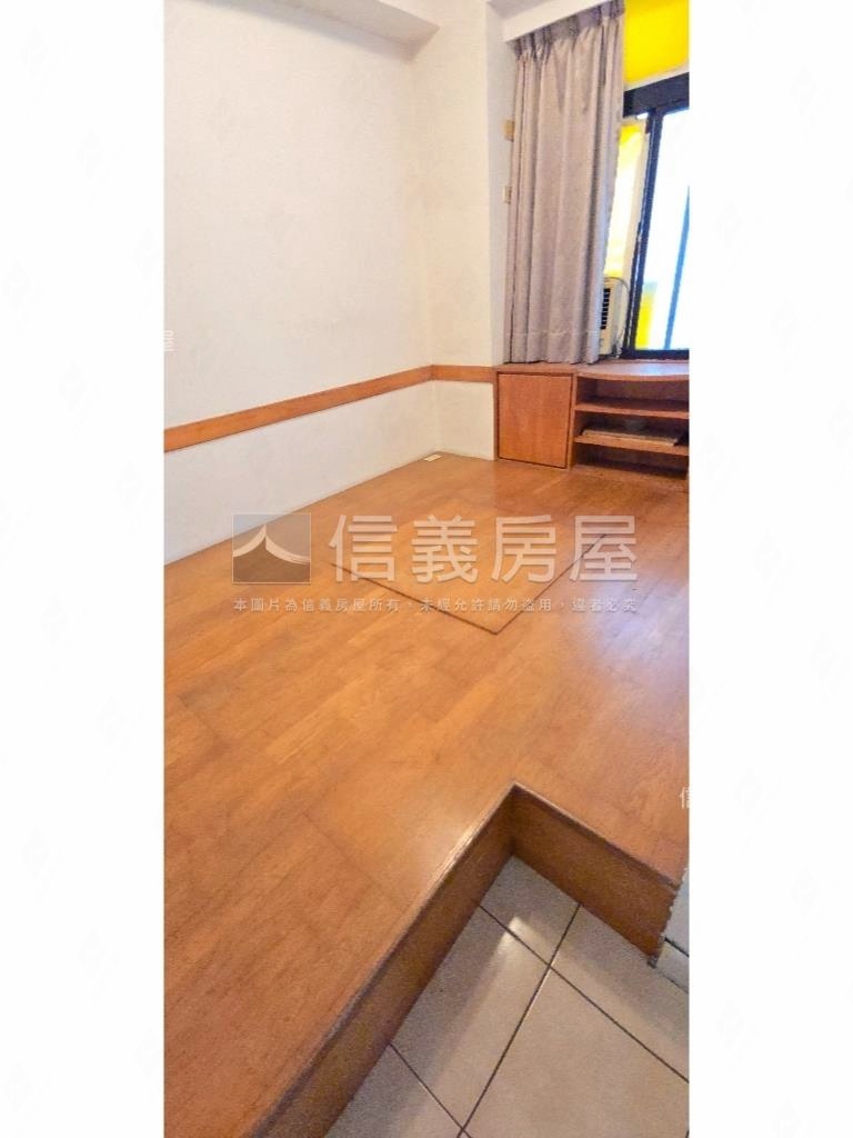 敦化介壽學區邊間三房房屋室內格局與周邊環境