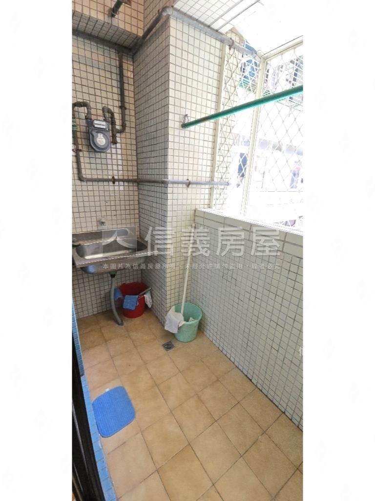 敦化介壽學區邊間三房房屋室內格局與周邊環境