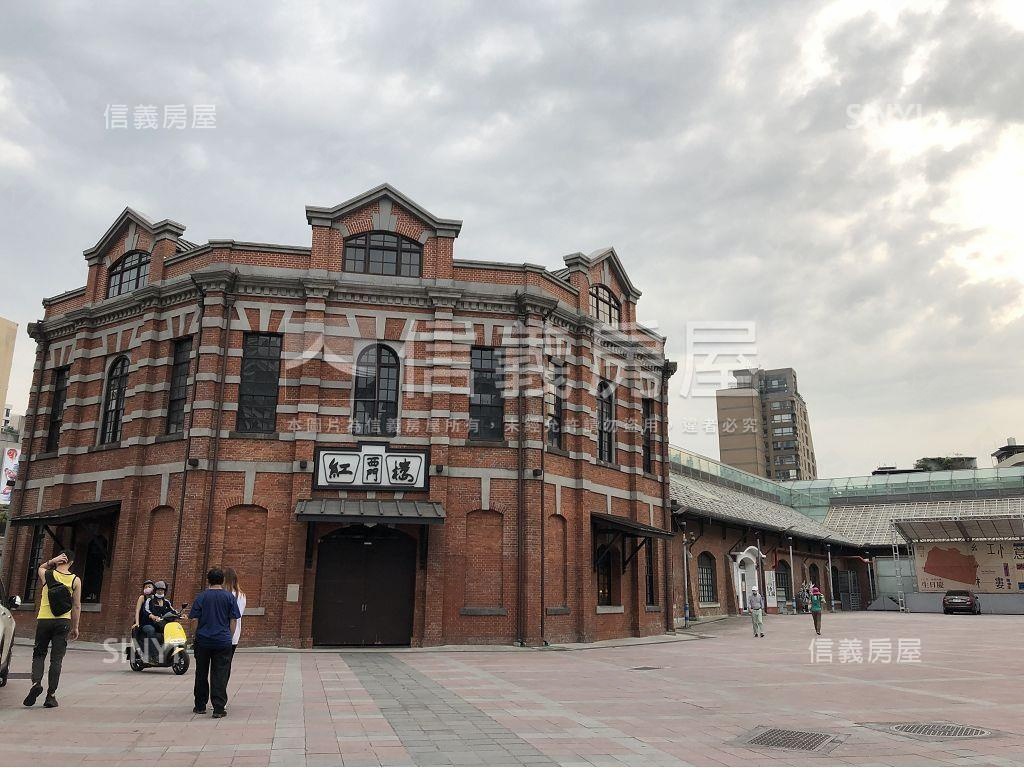 正西寧南路內梯頂加房屋室內格局與周邊環境