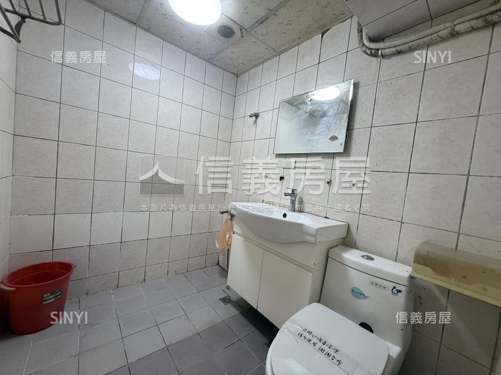 領帶城精美附平車房屋室內格局與周邊環境