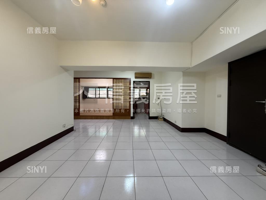 領帶城精美附平車房屋室內格局與周邊環境