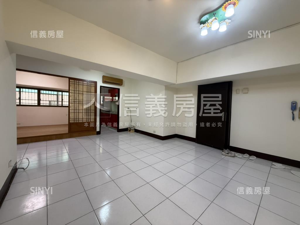 領帶城精美附平車房屋室內格局與周邊環境