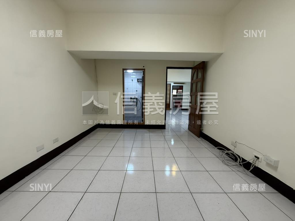 領帶城精美附平車房屋室內格局與周邊環境