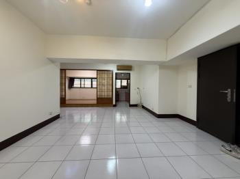 領帶城精美附平車